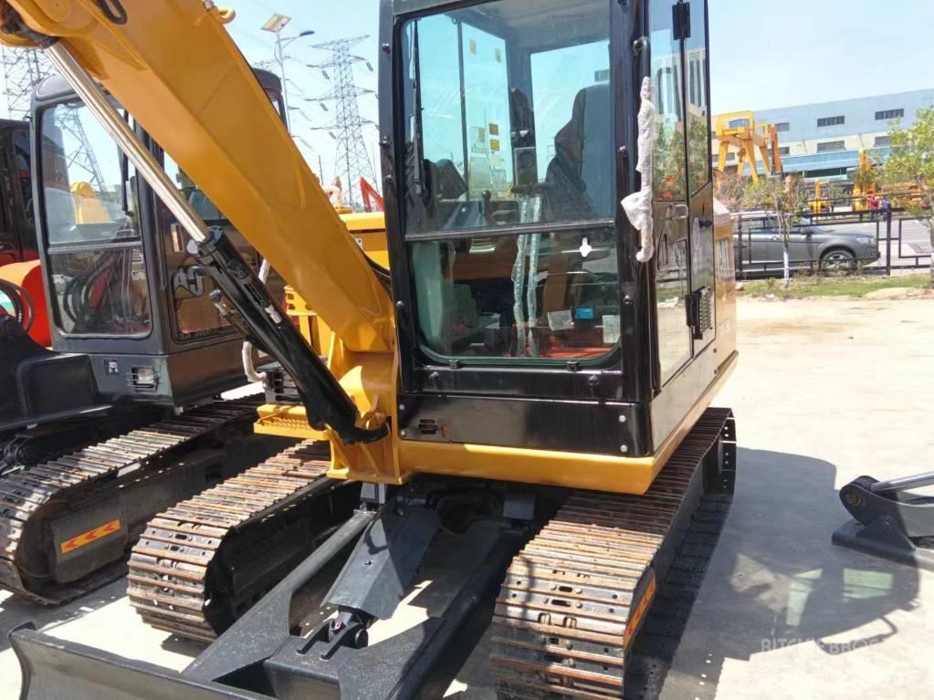 CAT 305.5 Pásové rýpadlá