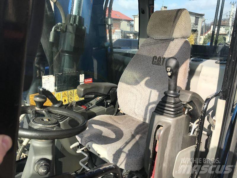 CAT M318f 318 f Kolesové rýpadlá