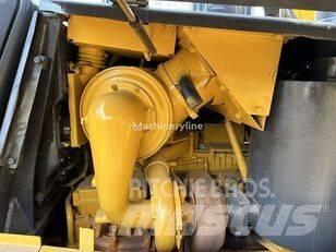 Komatsu D 155 A-5 Pásové dozéry