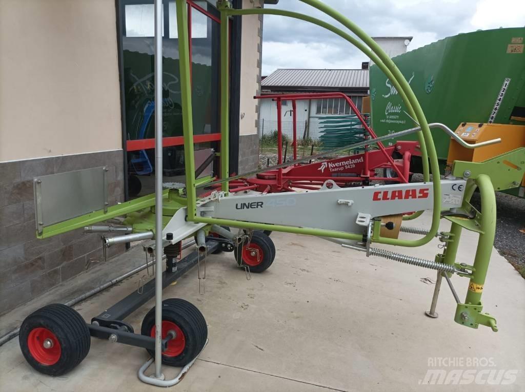 CLAAS LINER 450 Obracače a zhrabovače sena