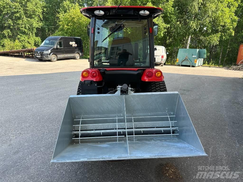 Shibaura traktor Kompaktné traktory