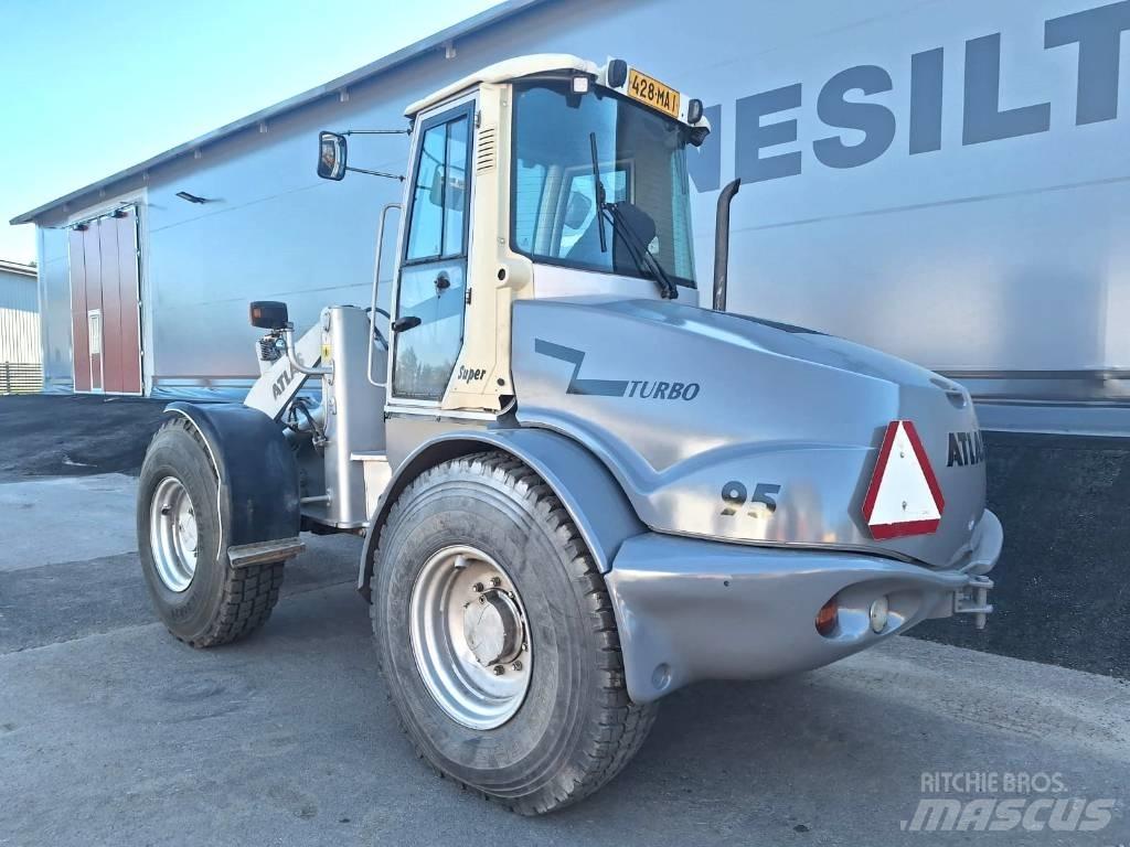 Atlas 95 SUPER Kolesové nakladače