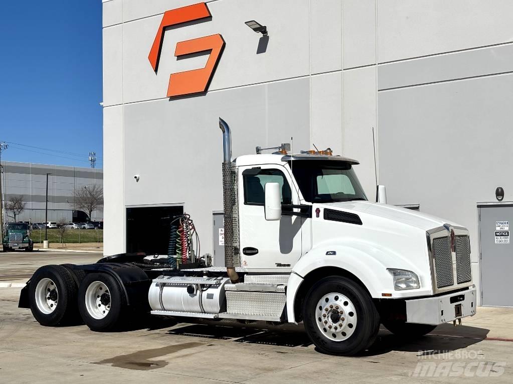 Kenworth T 880 Ťahače