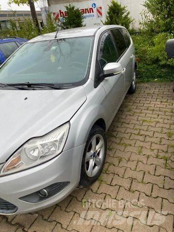 Ford Focus Turnier Automobily