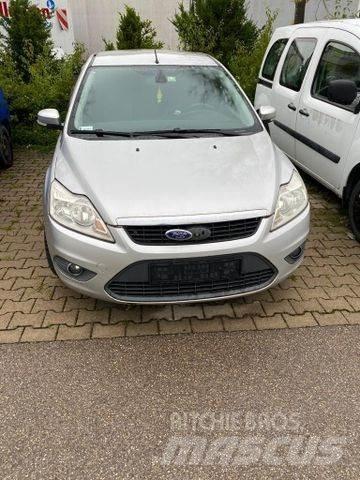 Ford Focus Turnier Automobily