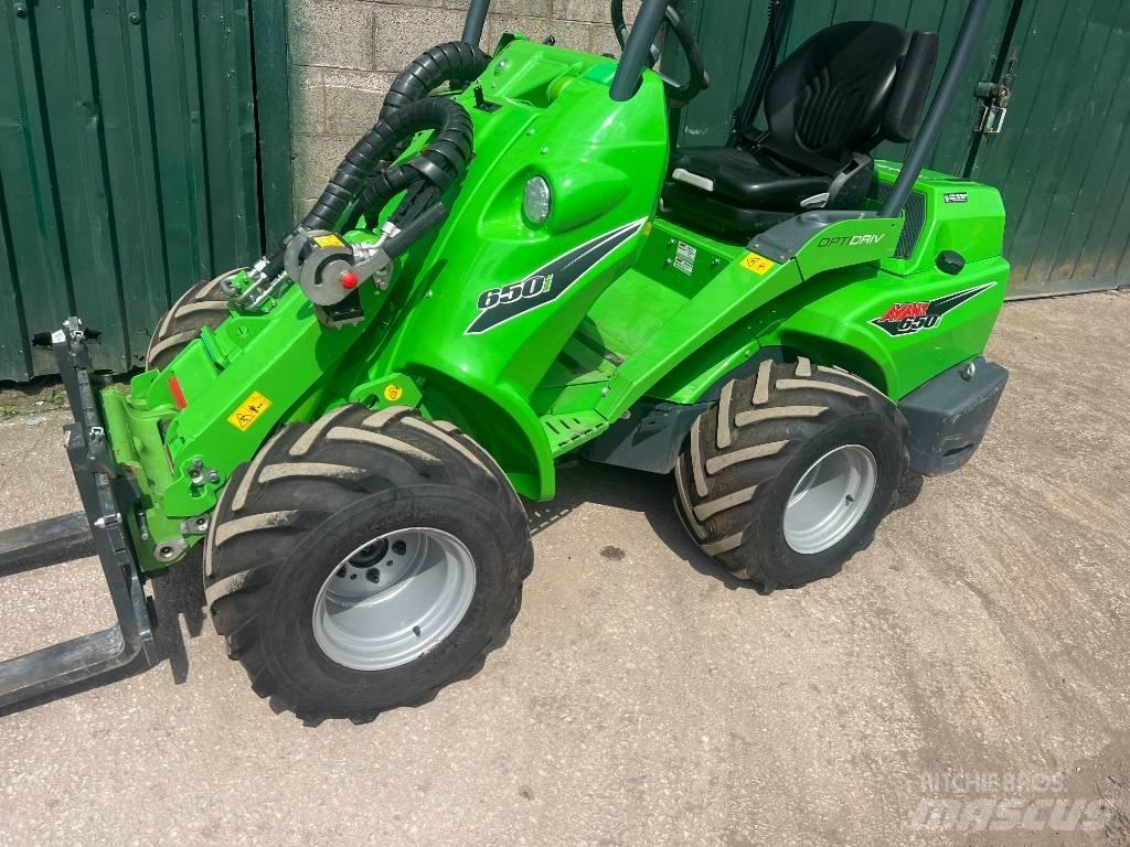 Avant 650 i Kolesové nakladače