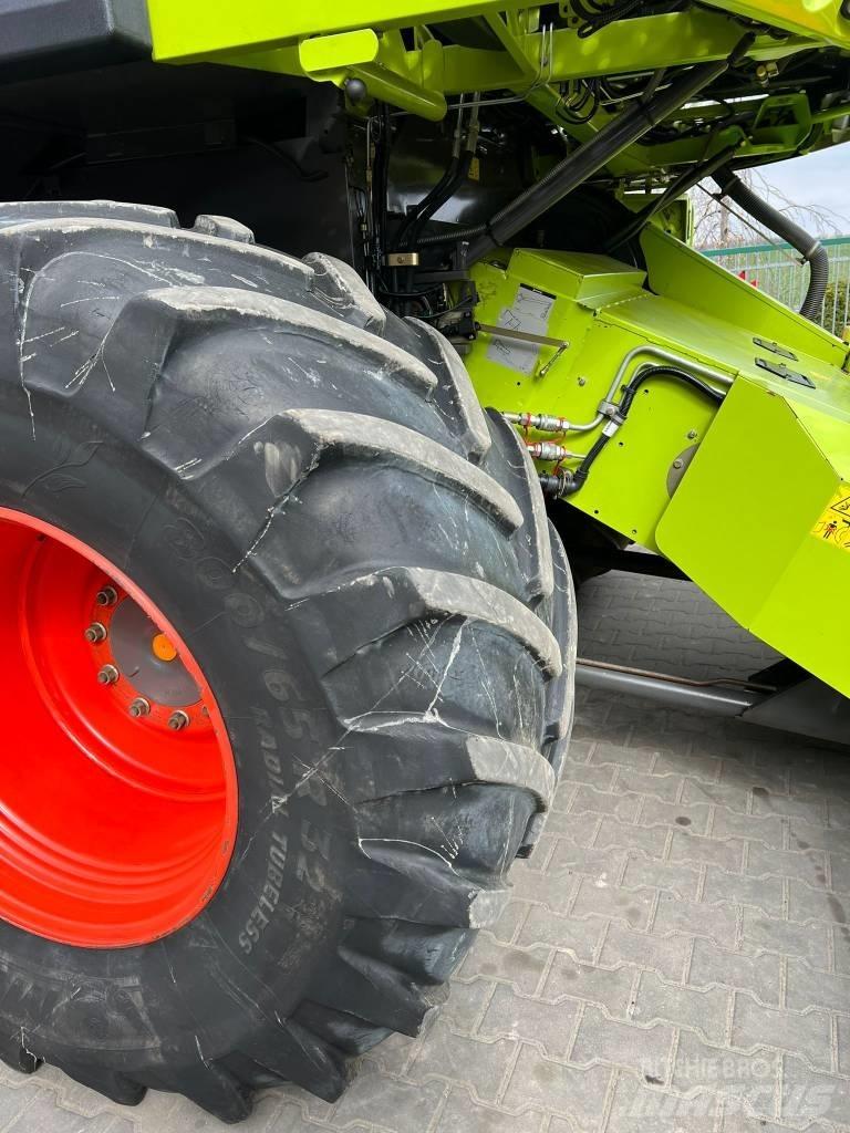 CLAAS Lexion 750 Kombinované zberacie stroje