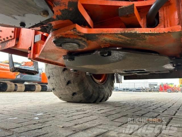 Hitachi ZW 310-6 Kolesové nakladače