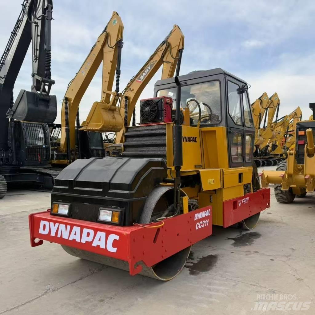 Dynapac CC 211 Tandemové valce