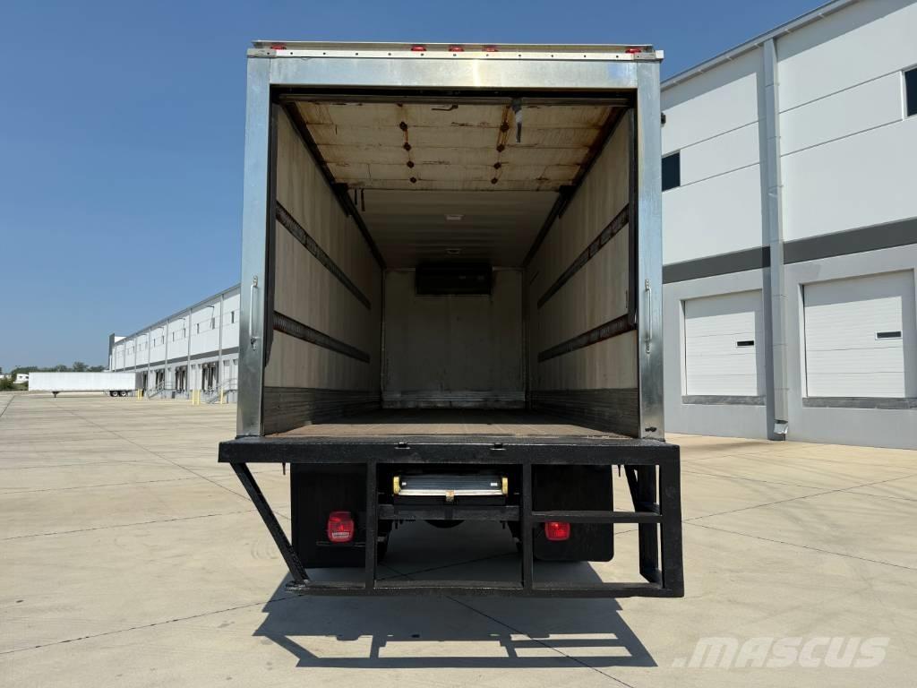 Hino 338 Chladiarenské nákladné vozidlá