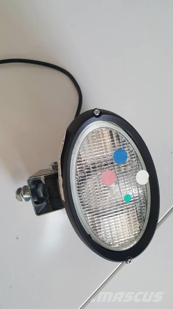  arbetsbelysning Ďalšie príslušenstvo traktorov