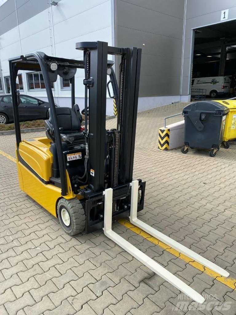 Yale ERP16VTLWB Akumulátorové vozíky