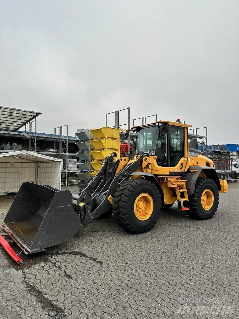 Volvo Radlader L60H Kolesové nakladače
