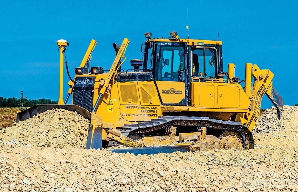 Komatsu D65 EX-18 Pásové dozéry