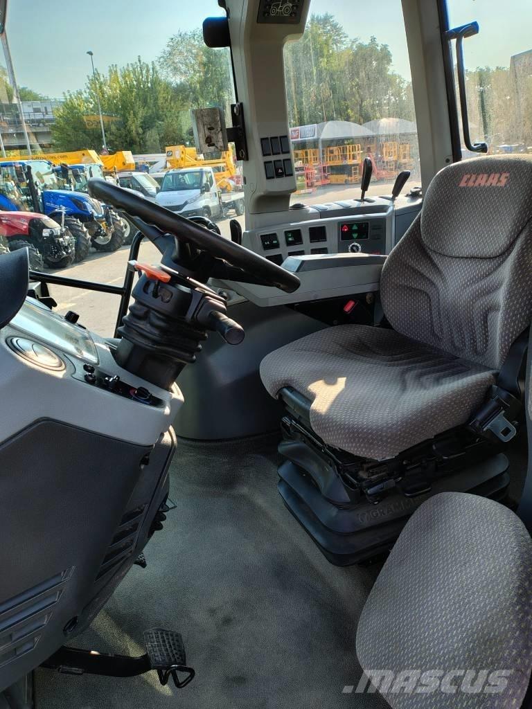 CLAAS Arion 640 Traktory