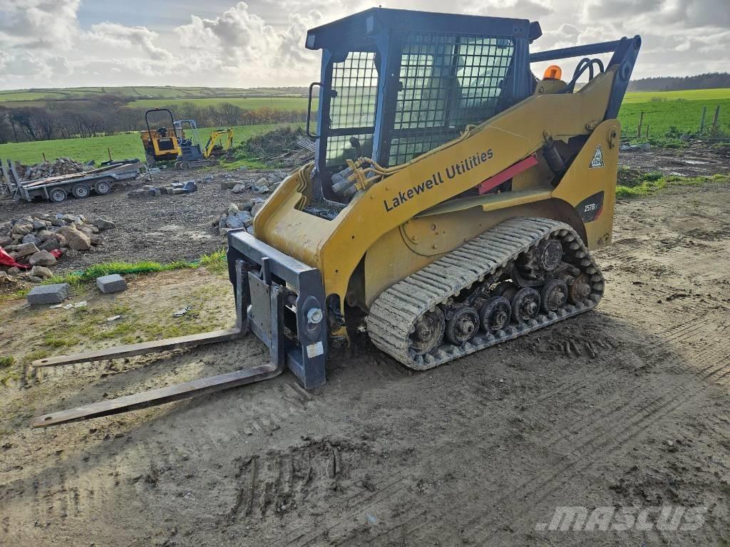CAT 257 B 3 Šmykom riadené nakladače
