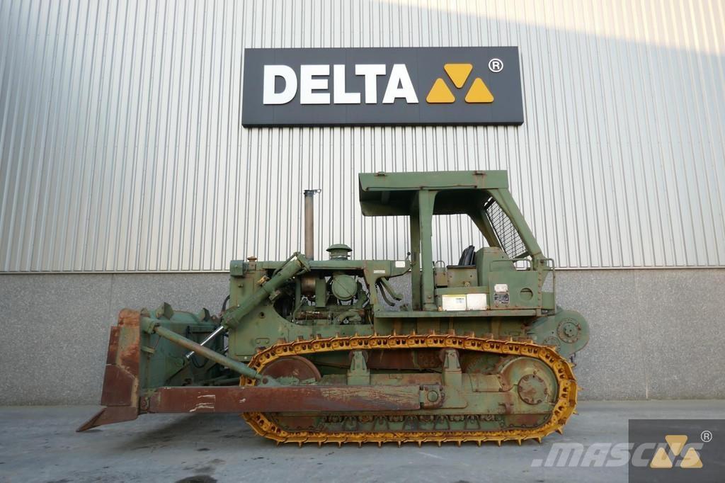 CAT D7G Ex-army Pásové dozéry