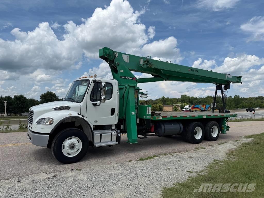 Freightliner M2 Pásové žeriavy