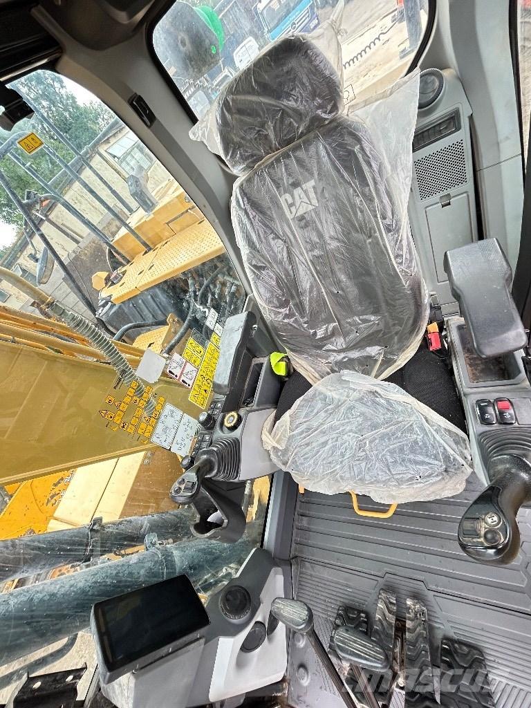 CAT 313 GC Pásové rýpadlá