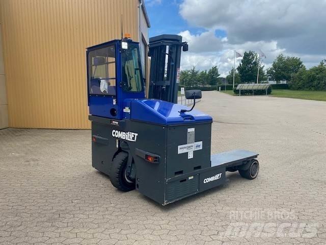 Combilift C4500E 4 cestné vysokozdvižné vozíky