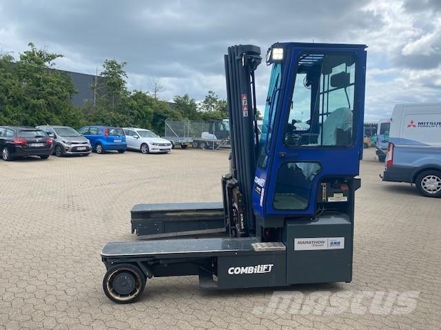 Combilift C4500E 4 cestné vysokozdvižné vozíky