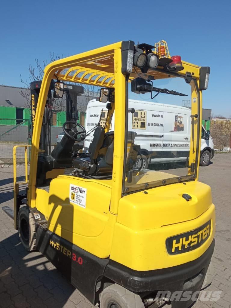 Hyster J 3.0 XN Akumulátorové vozíky