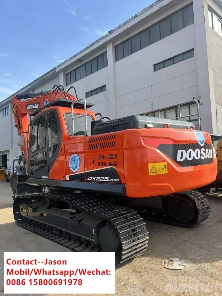 Doosan DX 225 LC Pásové rýpadlá