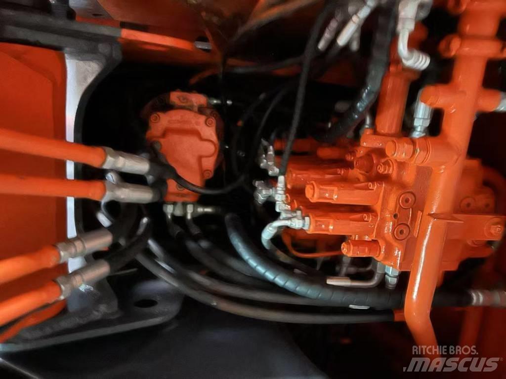 Hitachi ZX 70 Mini rýpadlá < 7t
