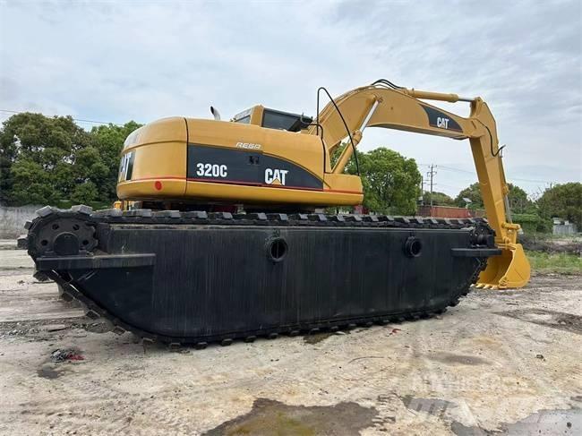 CAT 320 C Obojživelná rýpadlá