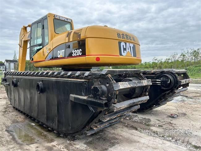 CAT 320 C Obojživelná rýpadlá