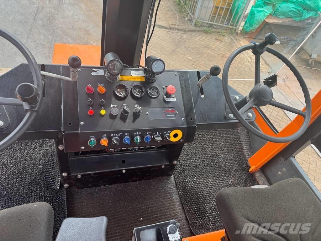 Dynapac CS 142 Tandemové valce