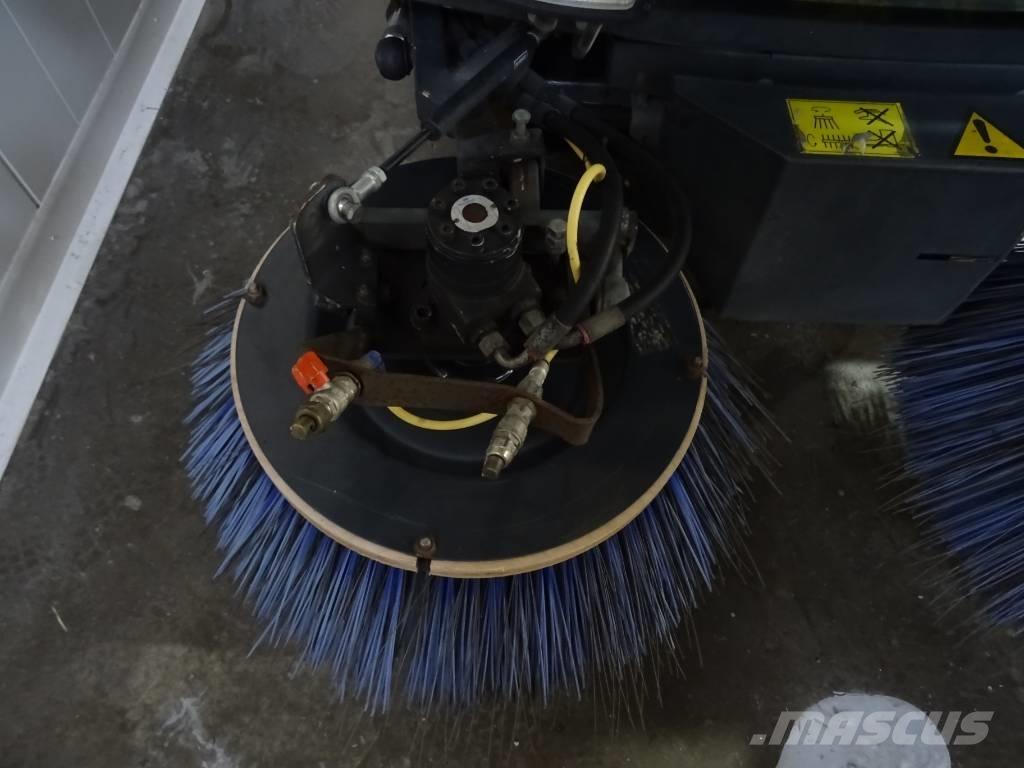 Dulevo 200 Quattro Zametacie stroje