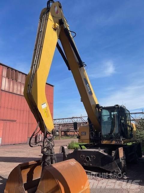 CAT M3026 MH Triediace zariadenie