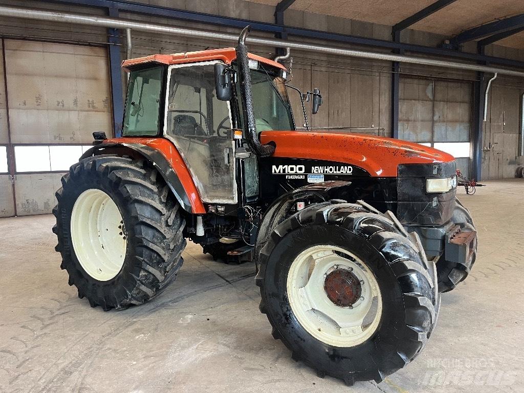 New Holland M 100 DT Traktory