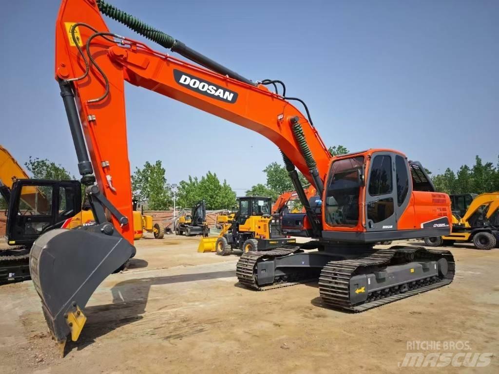 Doosan DX 225 LC Pásové rýpadlá