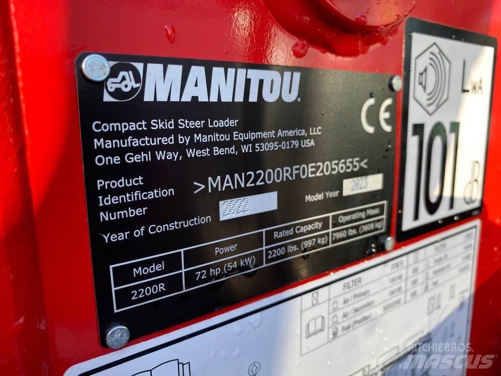 Manitou 2200R Šmykom riadené nakladače