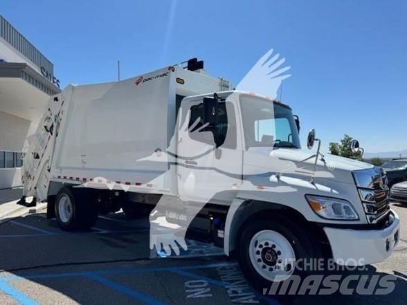 Hino L7 Smetiarske vozidlá