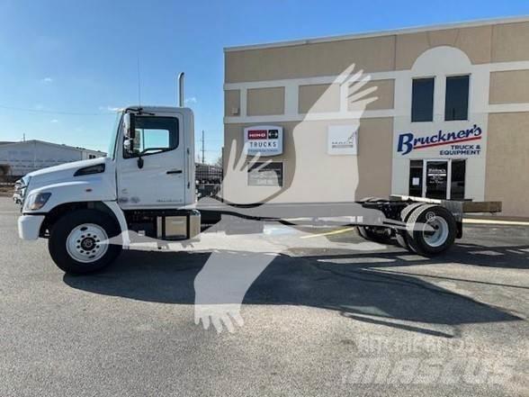Hino L7 Nákladné vozidlá bez nadstavby