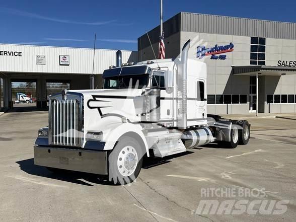 Kenworth W900 Ťahače