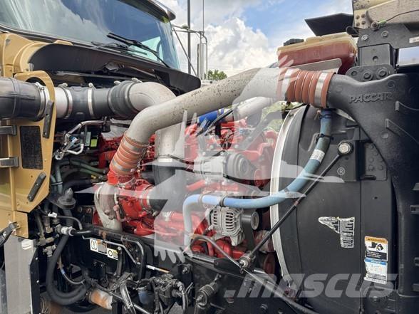 Kenworth W900 Ťahače