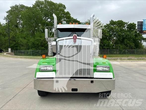 Kenworth W900L Ťahače