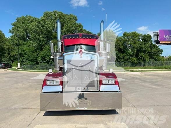 Kenworth W900L Ťahače