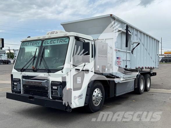 Mack LR64 Stavebníctvo - ostatné
