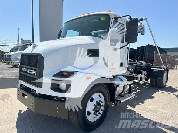 Mack MD6 Smetiarske vozidlá