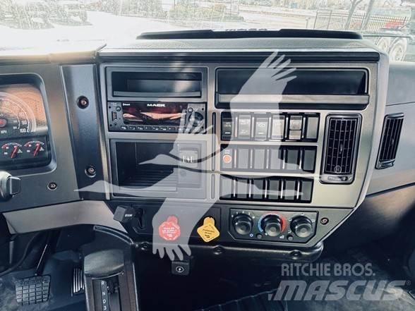 Mack MD6 Sklápače