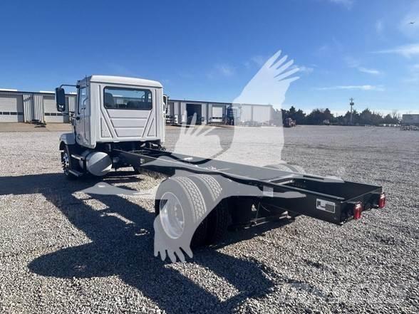 Mack MD6 Nákladné vozidlá bez nadstavby