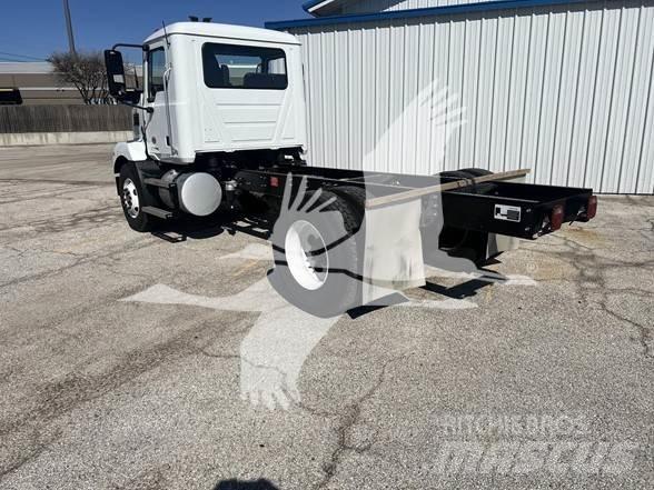 Mack MD6 Nákladné vozidlá bez nadstavby
