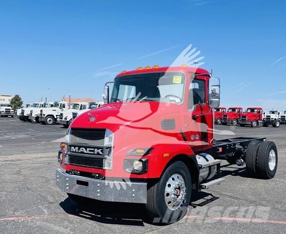Mack MD6 Nákladné vozidlá bez nadstavby