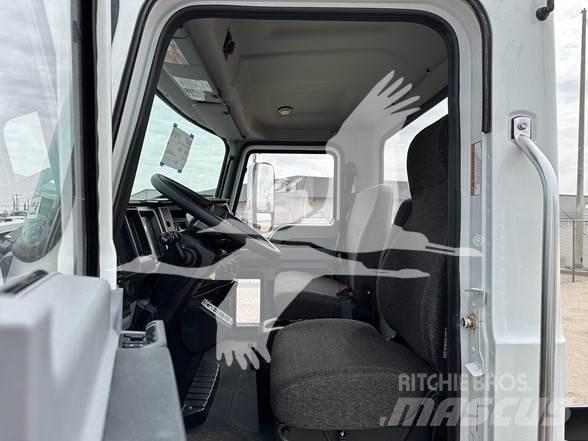 Mack MD7 Nákladné vozidlá bez nadstavby