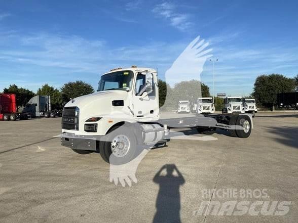 Mack MD7 Nákladné vozidlá bez nadstavby